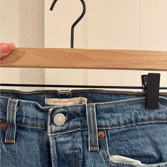 Levi's Light Blue Denim Jeans - Picture 4 of 4